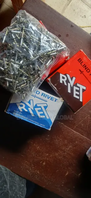 Rivet Pine