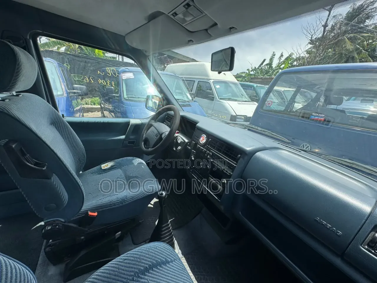 Volkswagen Transporter 2002 Blue