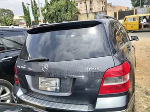 Mercedes-Benz GLK-Class 2011 Gray