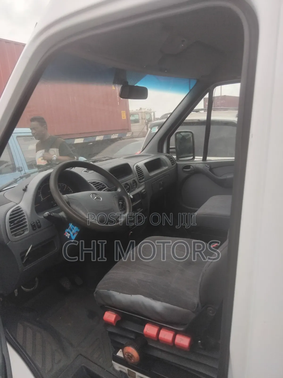 Mercedes-Benz Sprinter 2005 White