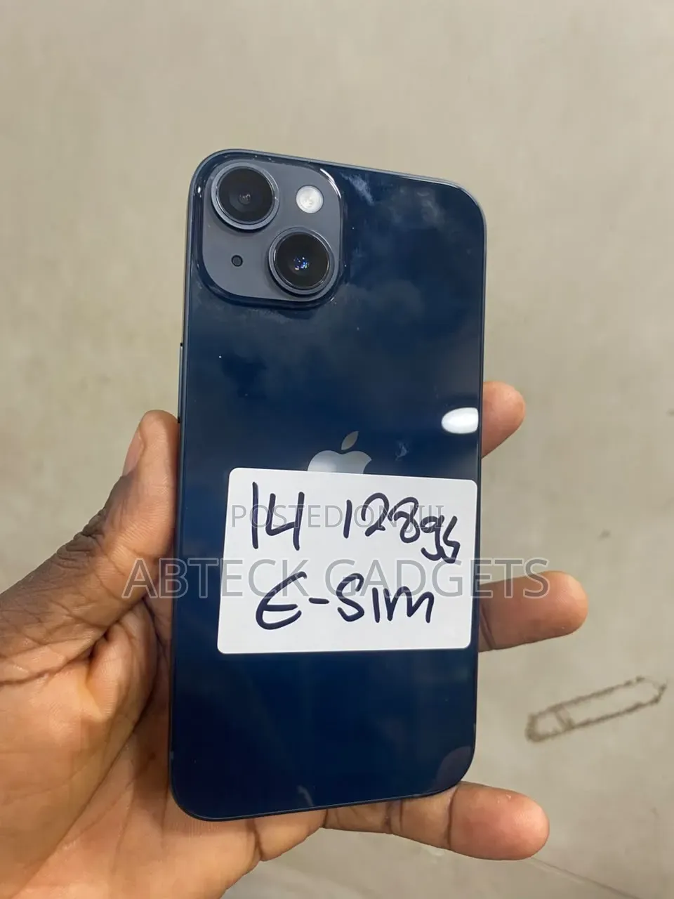 Apple iPhone 14 128 GB Gray