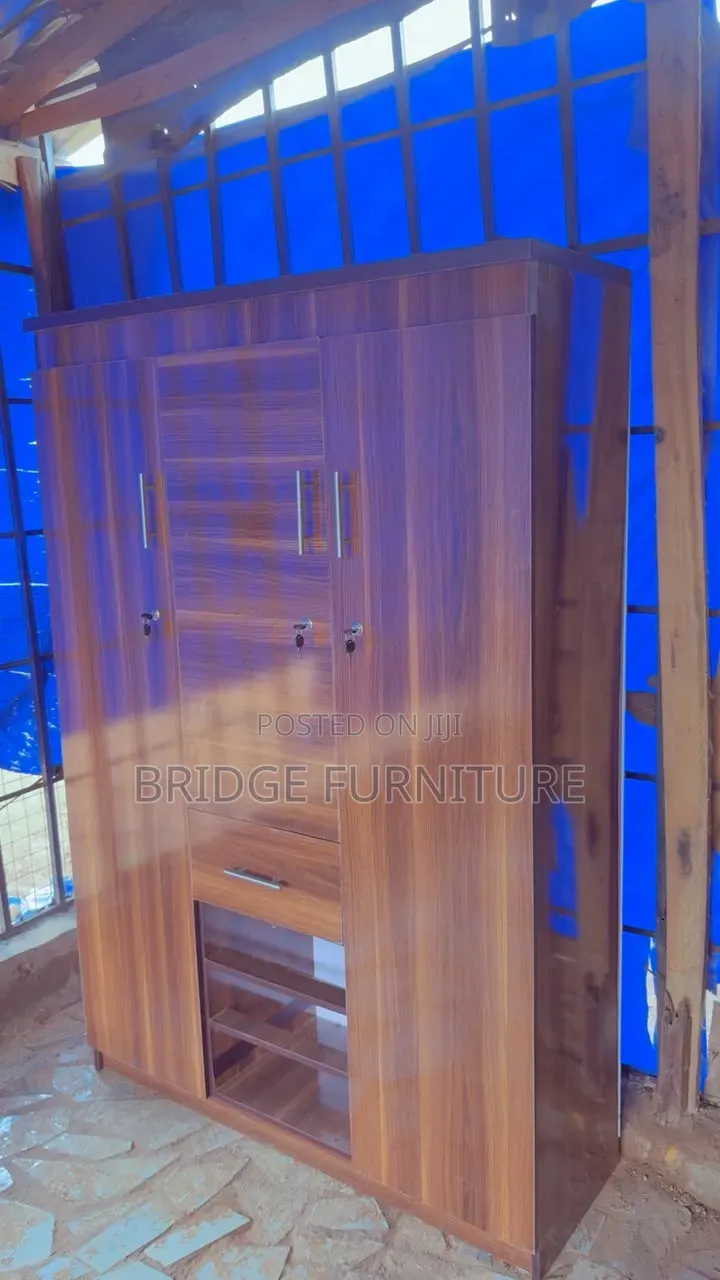 3 Doors Wordrobe