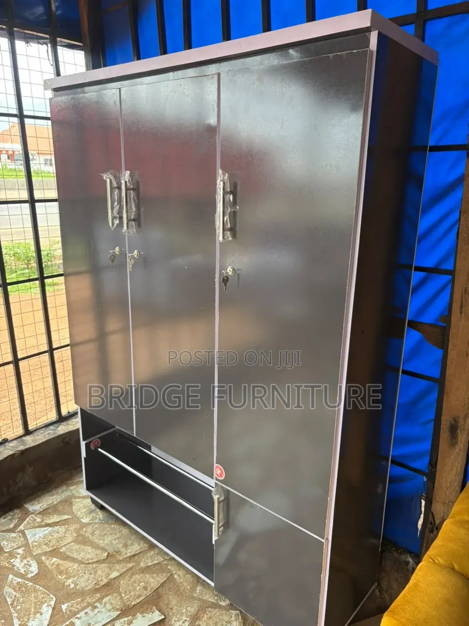 3 Doors Wordrobe