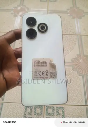 Infinix Smart 8 64 GB White