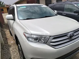 Toyota Highlander 2012 White