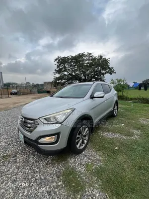 Hyundai Santa Fe 2014 Gray