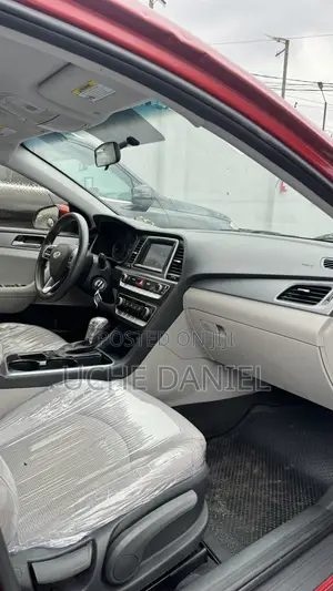 Hyundai Sonata 2019 Red