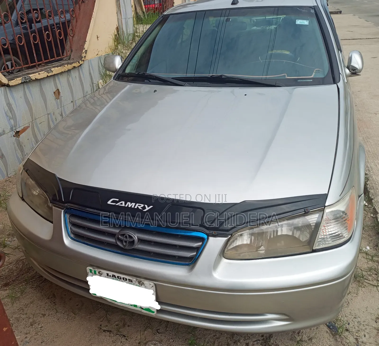 Toyota Camry 2000 Silver