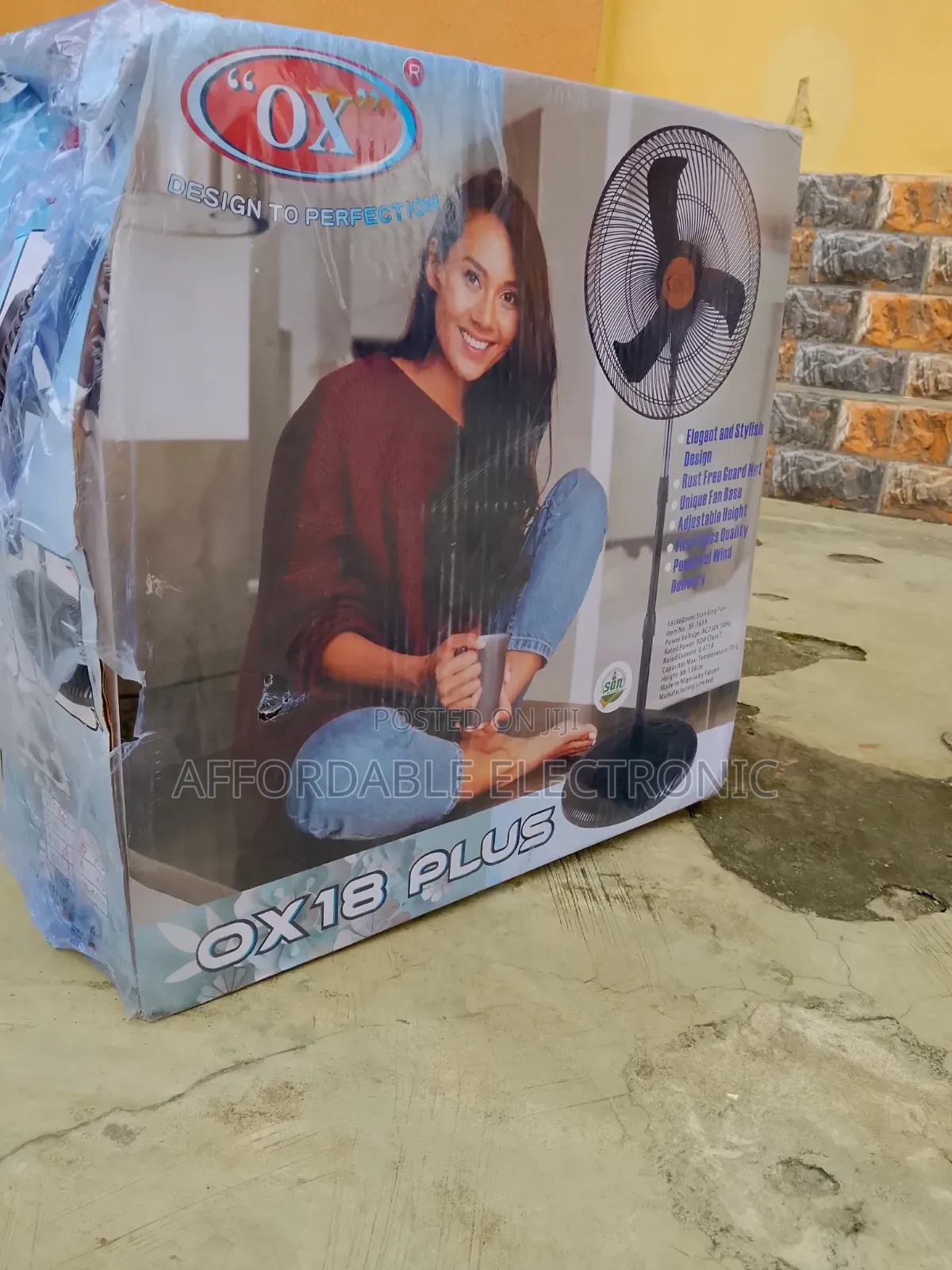 Cool Breeze Ox 18inch Standing Fan