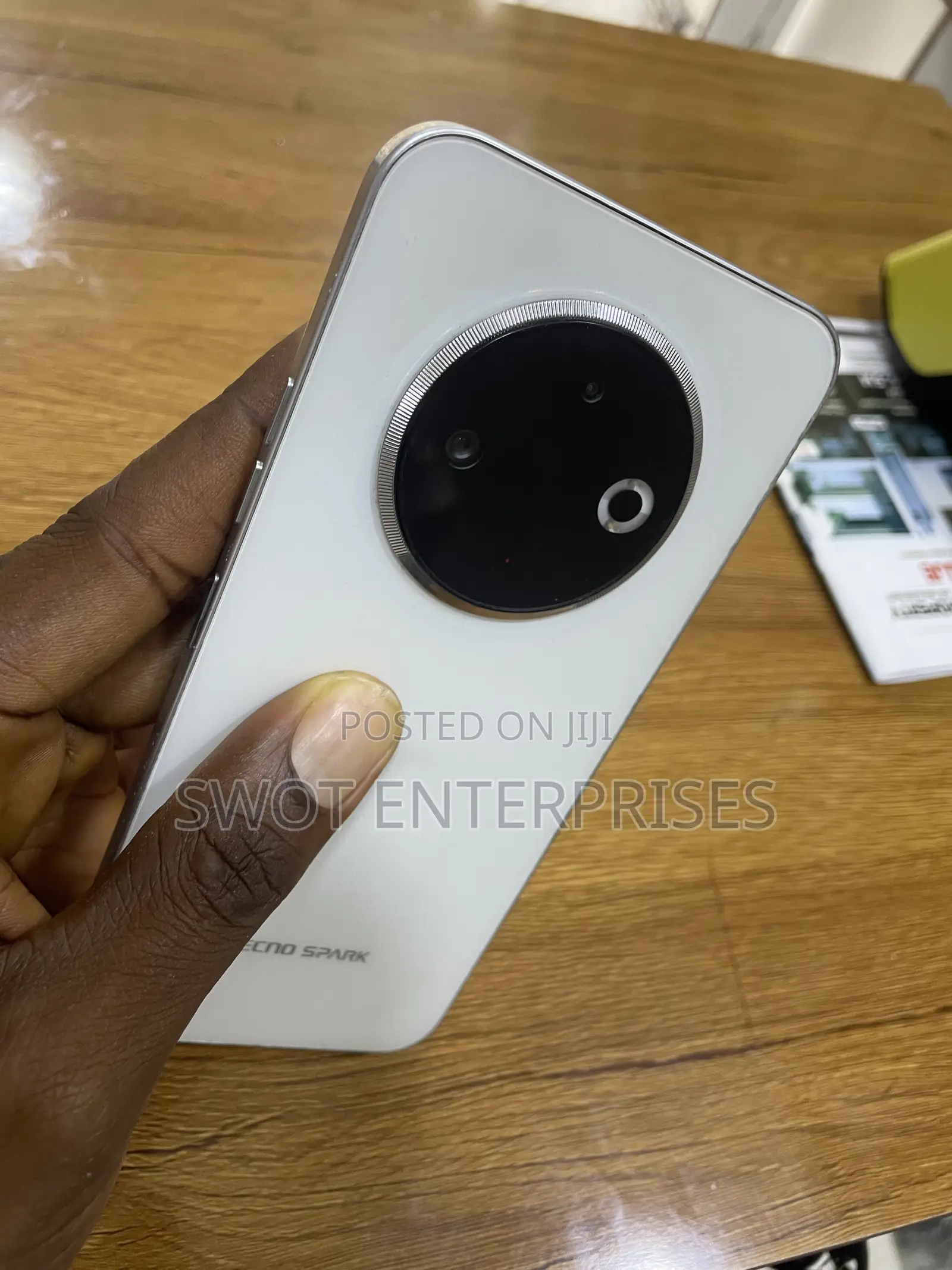 Tecno Spark 30C 128 GB White