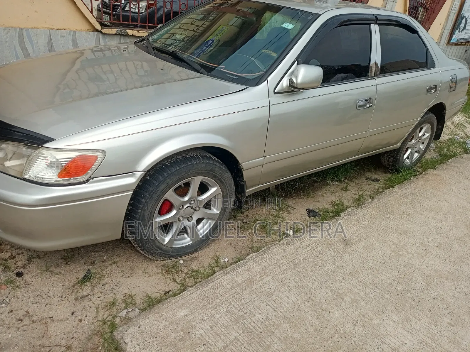 Toyota Camry 2000 Silver