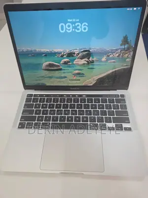Laptop Apple MacBook Pro 2022 M2 16GB Apple M2 SSD 1T