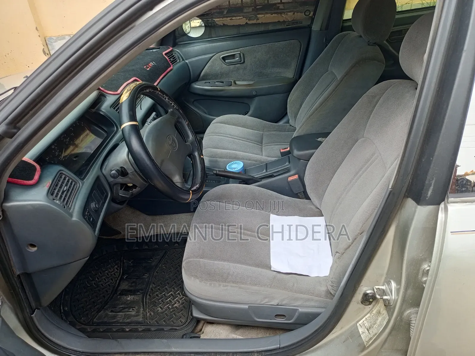 Toyota Camry 2000 Silver