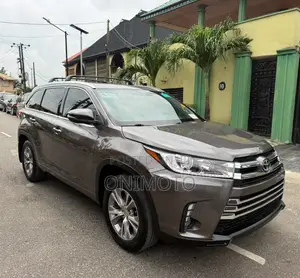 Toyota Highlander 2015 Gray