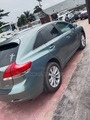 Toyota Venza AWD 2010 Green