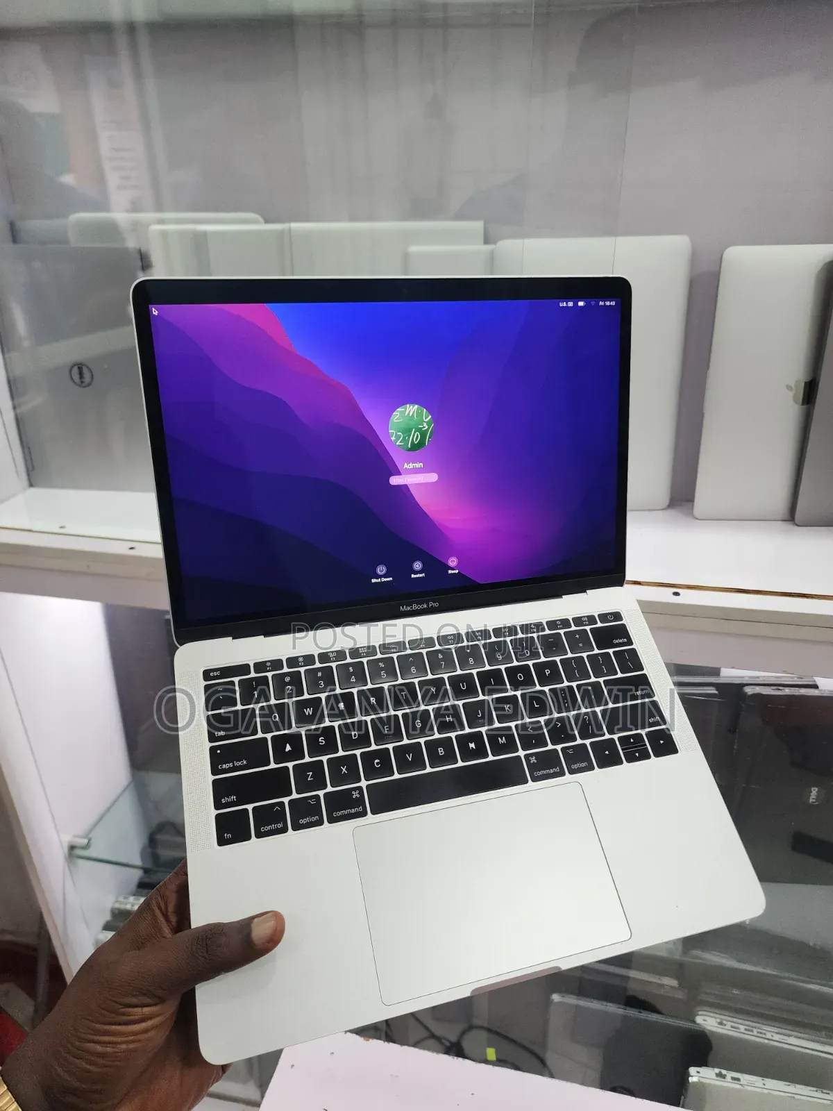 Laptop Apple MacBook Pro 2017 8GB Intel Core i5 SSD 256GB