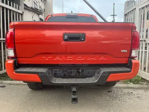 Toyota Tacoma TRD Sport 2017 Orange