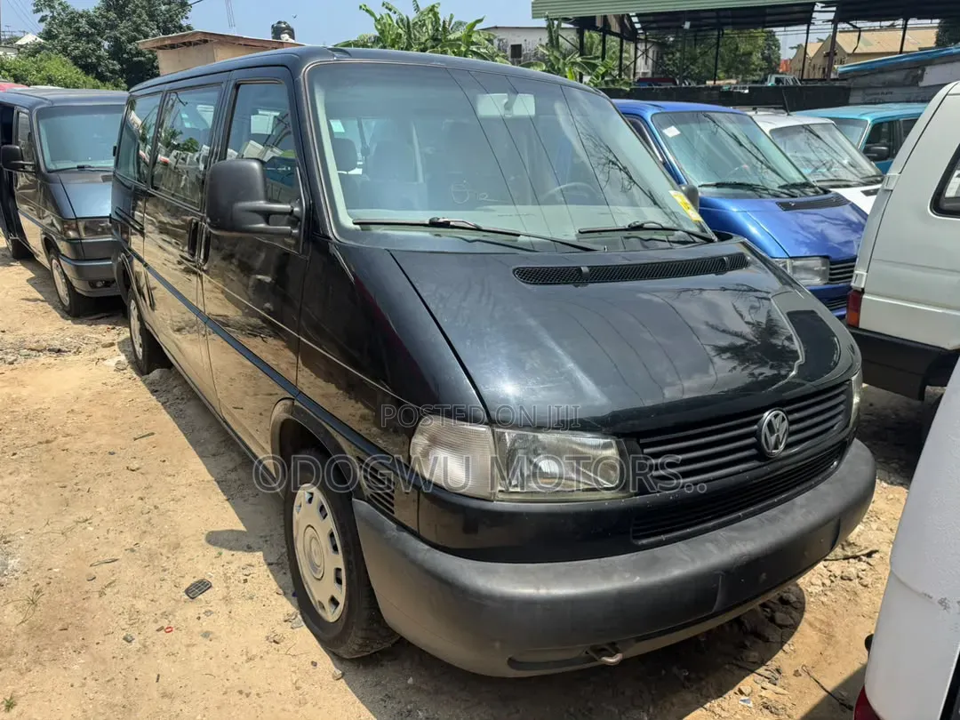 Volkswagen Transporter 2002 Black