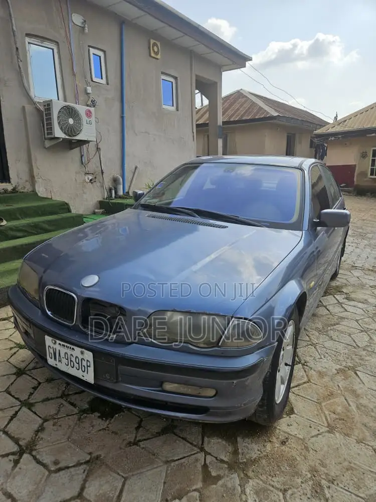 BMW 318i 2004