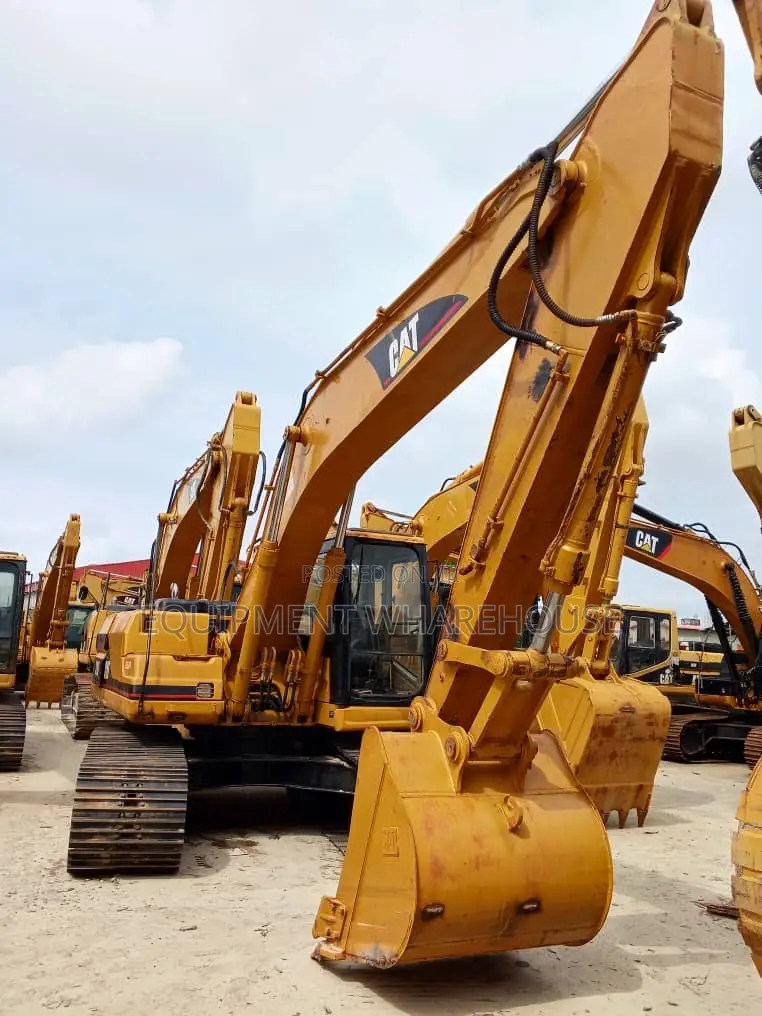 Caterpillar Excavator 320B