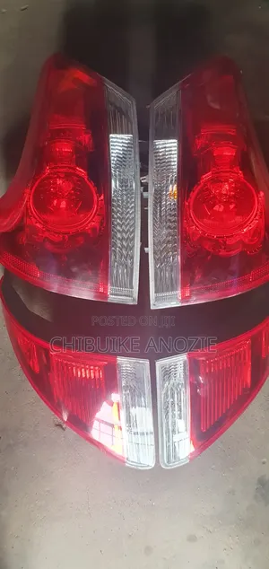Complete Back Real Light Toyota Venza 2010