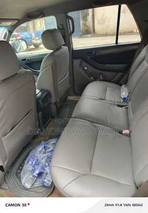 Toyota 4-Runner 2004 Gray