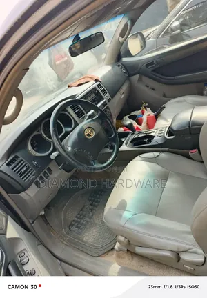 Toyota 4-Runner 2004 Gray