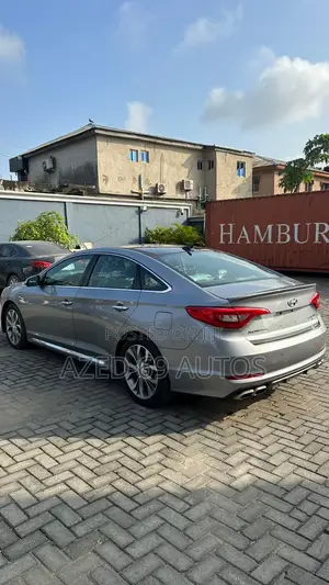 Hyundai Sonata Sport 2.0T 4dr Sedan (2.0L 4cyl Turbo 6A) 2015 Silver