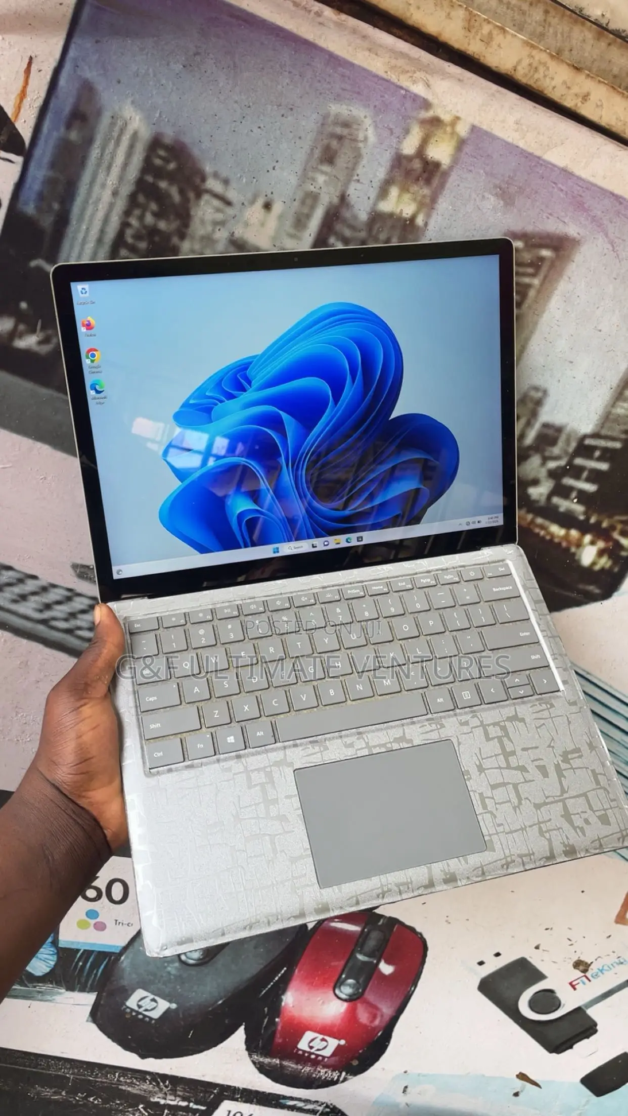 New Laptop Microsoft Surface Laptop 4 8GB Intel Core i5 SSD 256GB