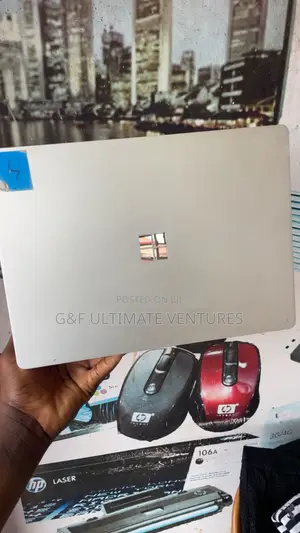 New Laptop Microsoft Surface Laptop 4 8GB Intel Core i5 SSD 256GB