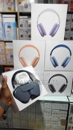 New Apple AirPods Max Wireless Over-Ear Headphones Midnight MWW43AM/A