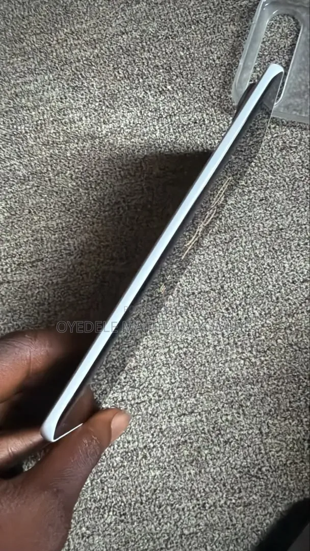 Tecno Spark Slim 256 GB White