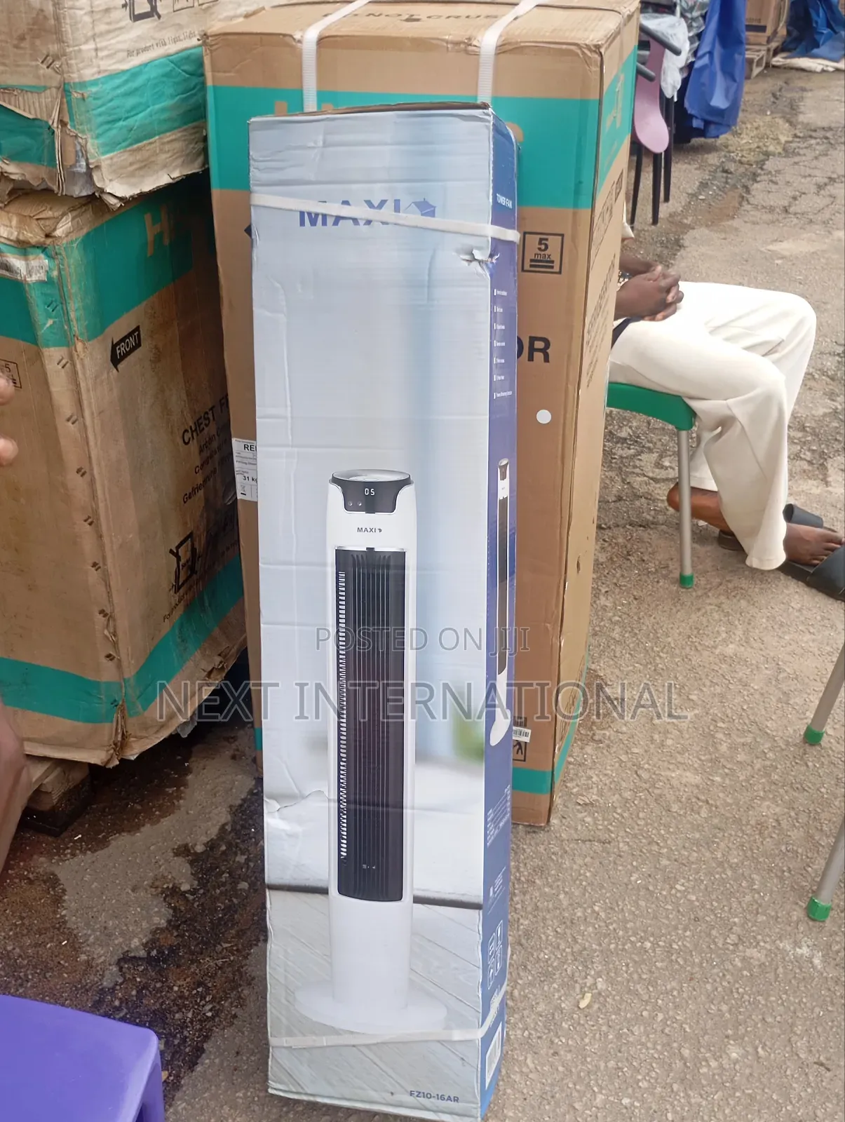 Maxi Tower Fan With Digital Display