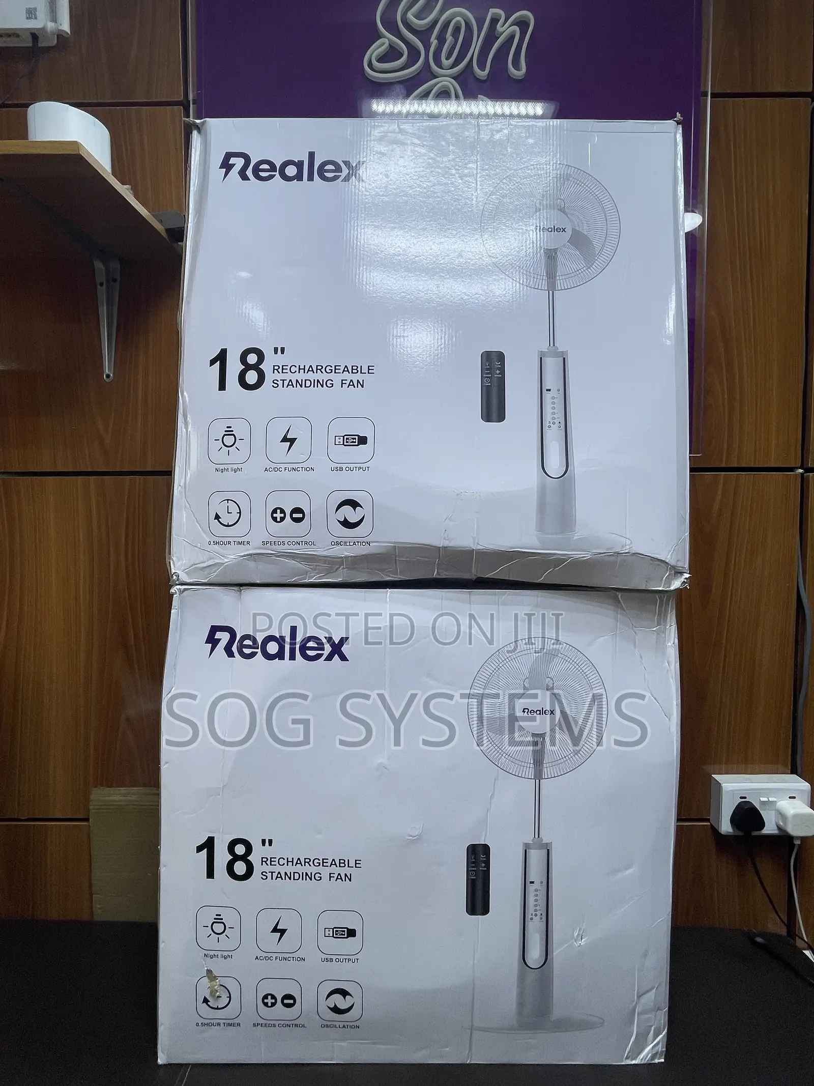 Realex 18 Inches Fan With Solar Panel