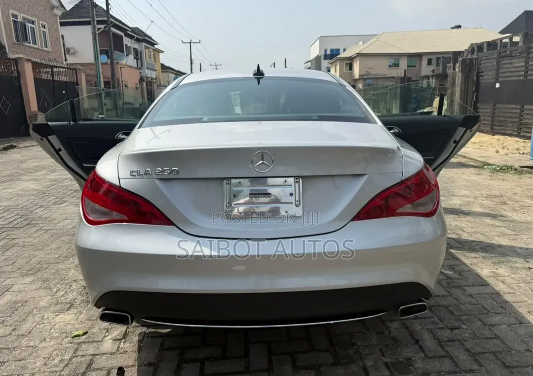 Mercedes-Benz CLA-Class 2015 Silver