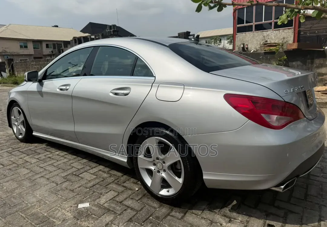 Mercedes-Benz CLA-Class 2015 Silver