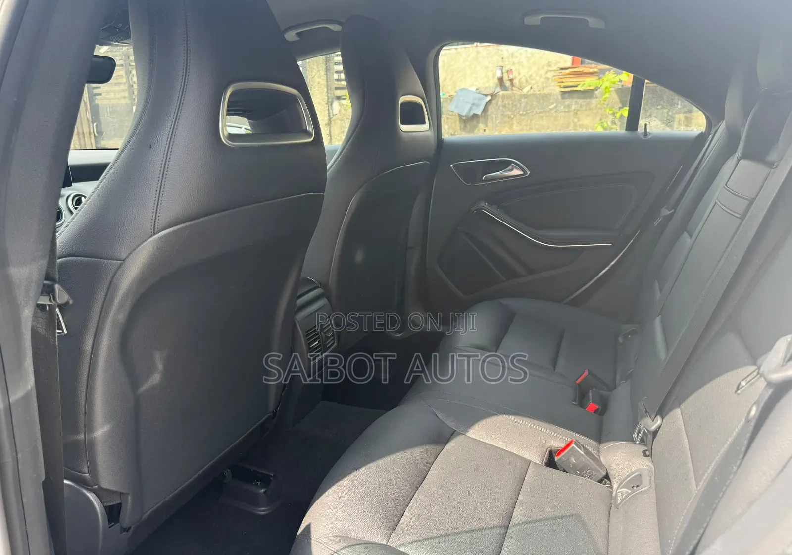 Mercedes-Benz CLA-Class 2015 Silver