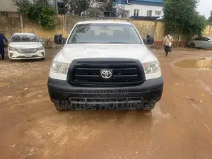 Toyota Tundra Double Cab 4x4 Limited 2010 White