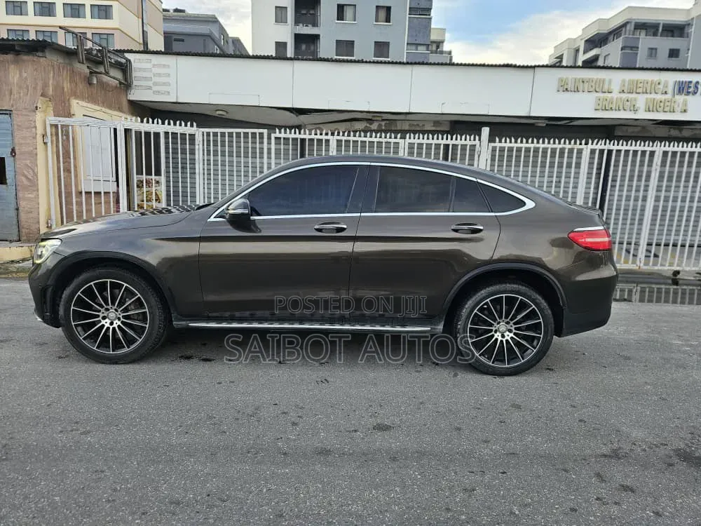 Mercedes-Benz GLC-Class 2017 Brown