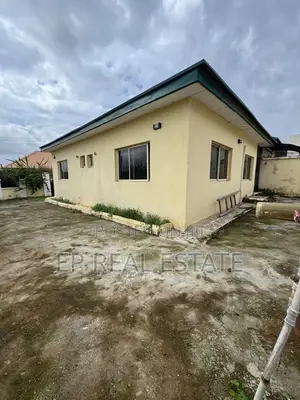 2bdrm Bungalow in Apo District for rent