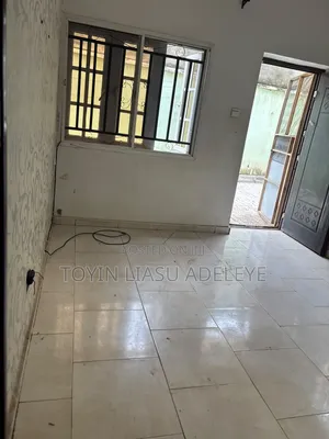 Mini Flat in Sunnyvale Estate, Dakwo District for rent