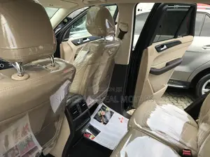 Mercedes-Benz GLE-Class 2019 Brown