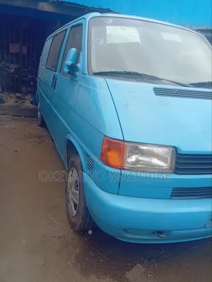 Volkswagen Transporter 2005 Blue