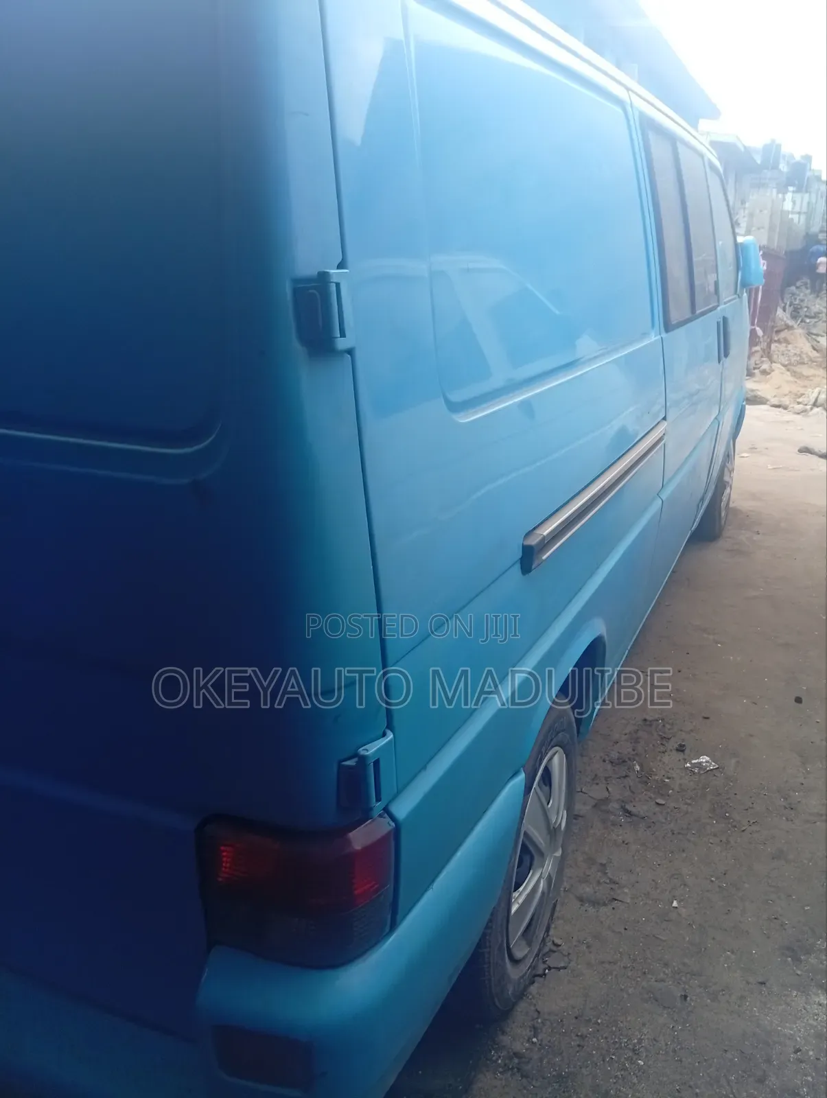 Volkswagen Transporter 2005 Blue