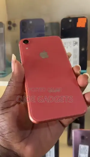 Apple iPhone XR 128 GB Red
