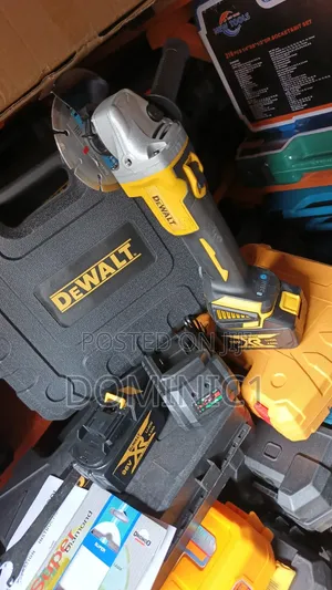 DeWalt Cordless Brushless Angle Grinder Kit 96v