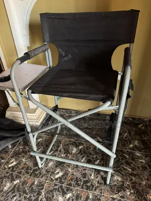 Professional Single Tray Make-Up Chair