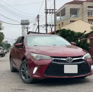 Toyota Camry 2016 Red