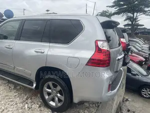 Lexus GX 460 Base 2013 Silver