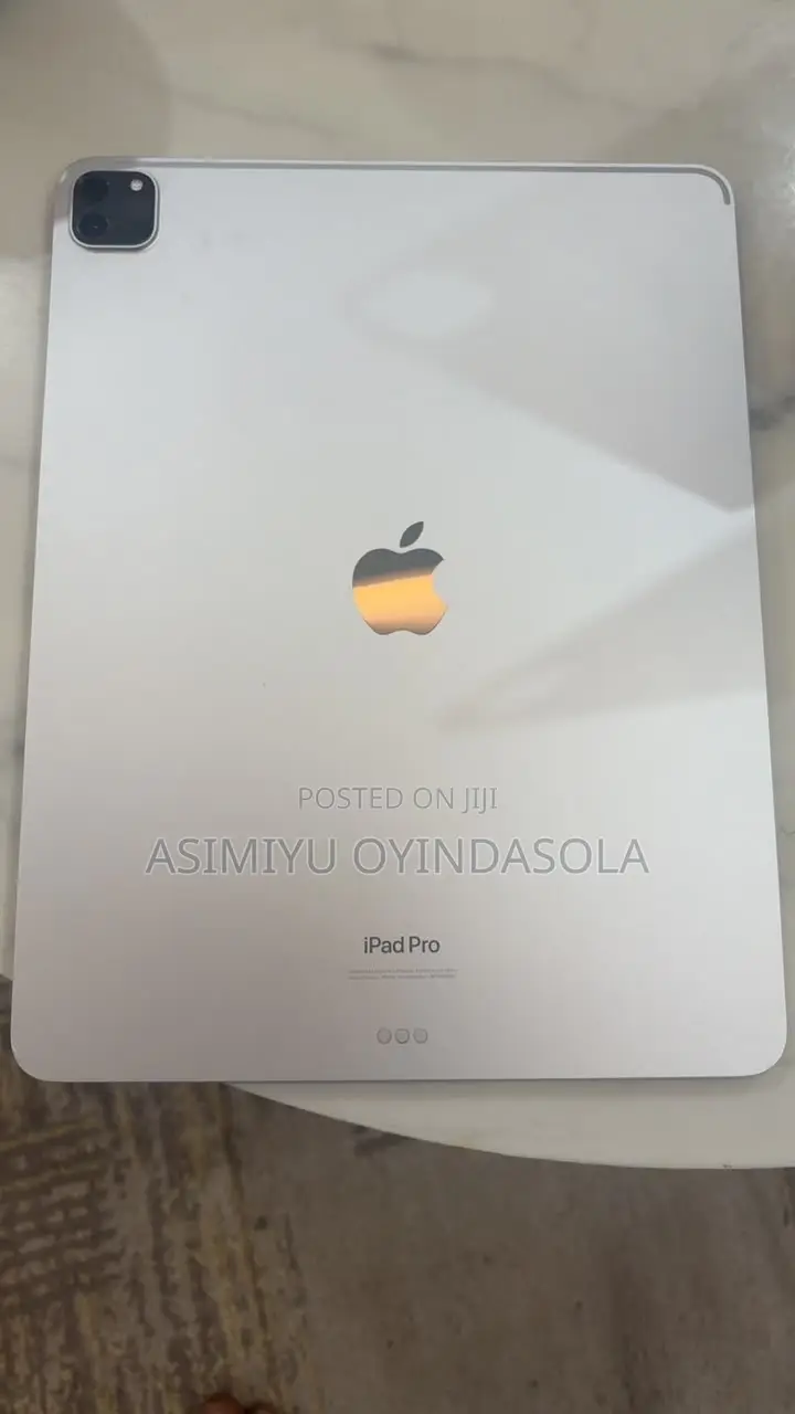 Apple iPad Pro 12.9 (2022) 512 GB Silver